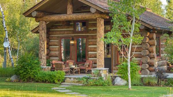 Abode at Teton Game, sweeping estate with 3 cabins, private hot tub