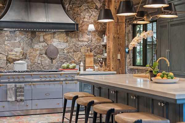 Abode at Teton Game, sweeping estate with 3 cabins, private hot tub