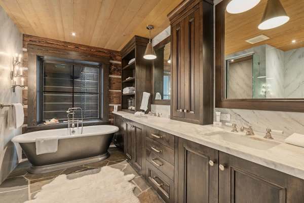 Abode at Teton Game, sweeping estate with 3 cabins, private hot tub