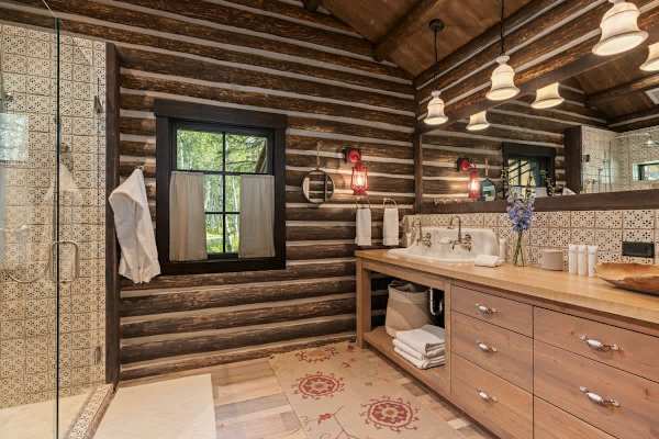 Abode at Teton Game, sweeping estate with 3 cabins, private hot tub