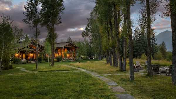 Abode at Teton Game, sweeping estate with 3 cabins, private hot tub