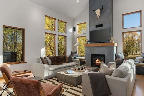 Abode at Alpenglow, mountain home with guesthouse, Teton views