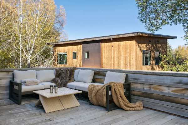 Abode at Alpenglow, mountain home with guesthouse, Teton views