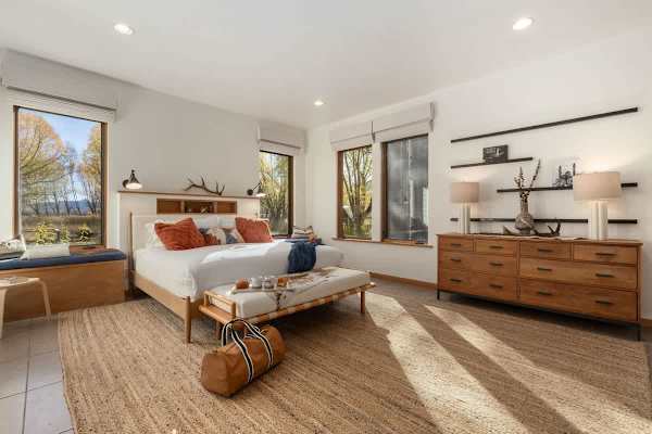 Abode at Alpenglow, mountain home with guesthouse, Teton views