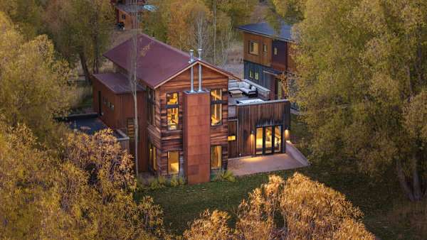 Abode at Alpenglow, mountain home with guesthouse, Teton views