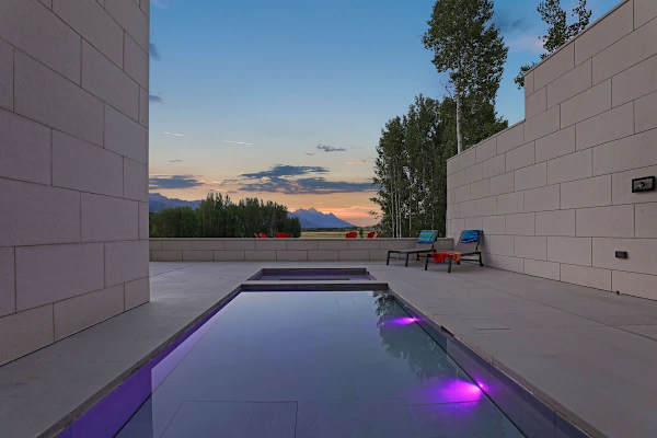 Abode at The Dragonfly Lodge, private pool, stunning Teton views
