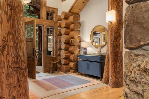 Abode at Timber Ridge, ski-in/out luxury home, private hot tub
