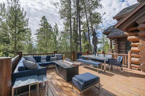 Abode at Timber Ridge, ski-in/out luxury home, private hot tub