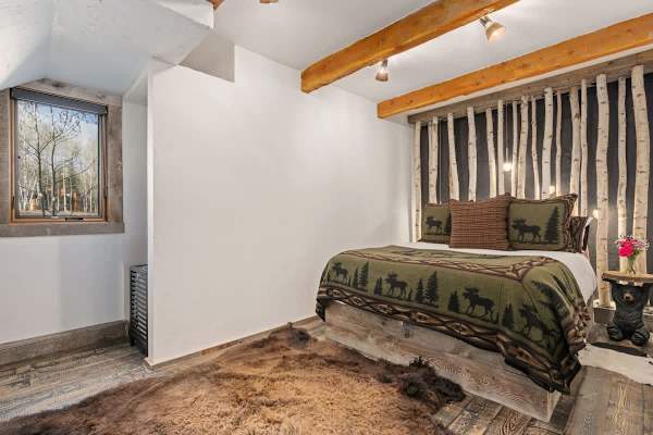 Abode at Luxe Barnhouse, Teton views, private hot tub, upscale interior