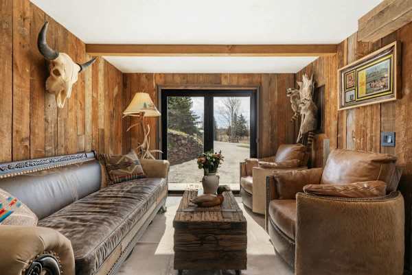 Abode at Luxe Barnhouse, Teton views, private hot tub, upscale interior