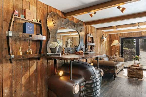 Abode at Luxe Barnhouse, Teton views, private hot tub, upscale interior