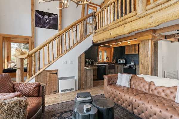 Abode at Luxe Barnhouse, Teton views, private hot tub, upscale interior