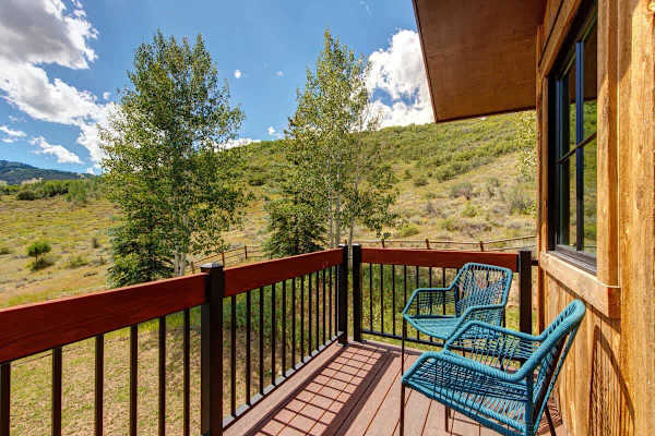 Abode at Gamble Oak, private hot tub, Deer Valley, steps to trails