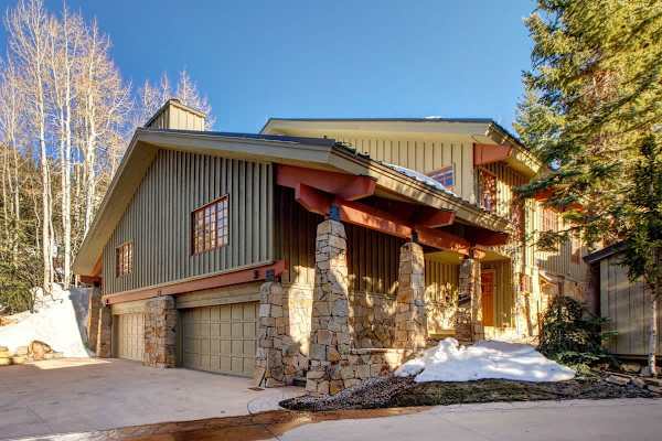 Abode at Cache, ski-in/ski-out, hot tub, Silver Lake village