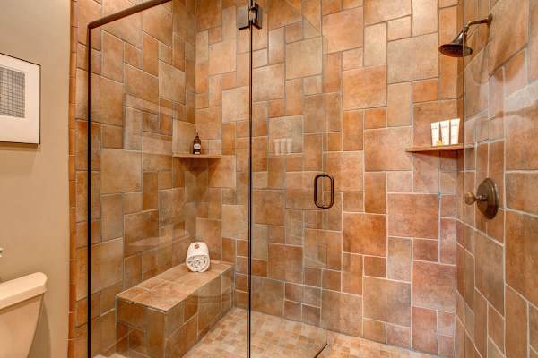 Abode at Cache, ski-in/ski-out, hot tub, Silver Lake village