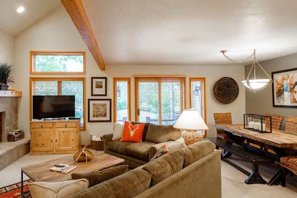 Abode at Deer Lake Village, private hot tub, Deer Valley retreat
