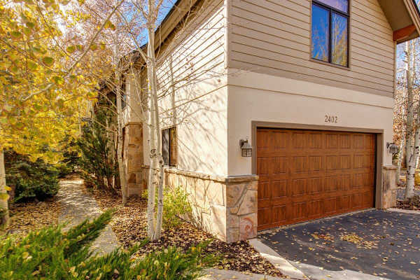 Abode at Deer Lake Village, private hot tub, Deer Valley retreat