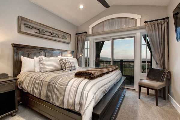 Abode at Fairway Springs, walk to gondola, canyons shuttle, hot tub