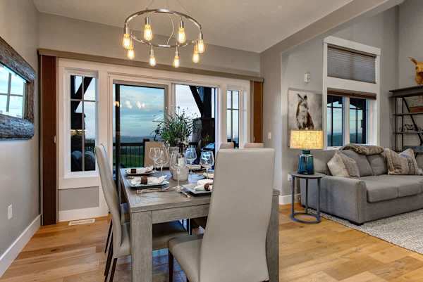 Abode at Fairway Springs, walk to gondola, canyons shuttle, hot tub