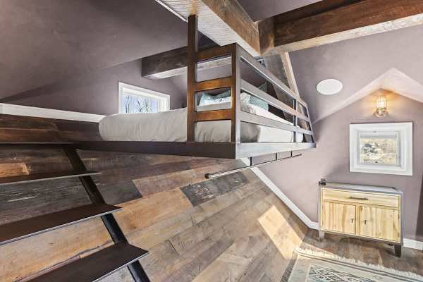 Abode at Powder Watch, private hot tub, heart of Park City, near ski lift