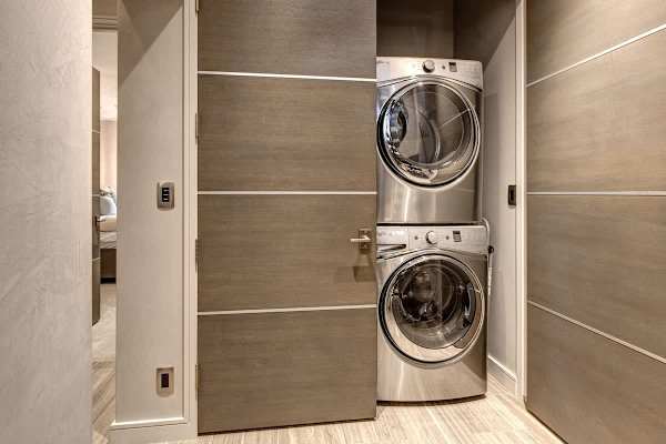 Abode at Powder Watch, private hot tub, heart of Park City, near ski lift