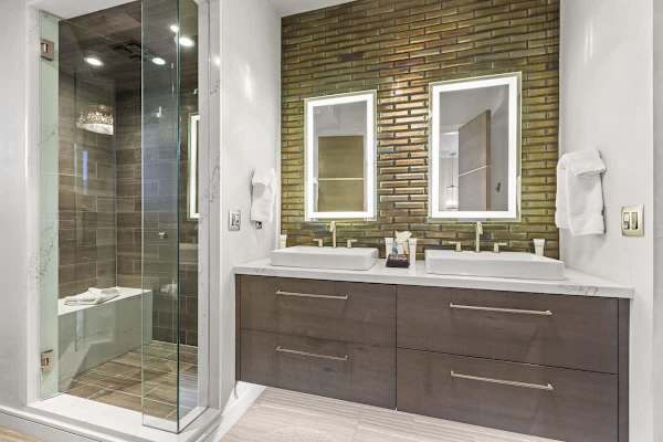 Abode at Powder Watch, private hot tub, heart of Park City, near ski lift