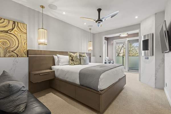 Abode at Powder Watch, private hot tub, heart of Park City, near ski lift