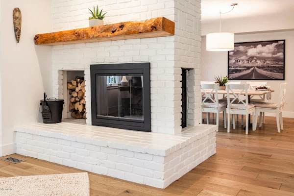 Abode at Loose Moose, private hot tub, walk to town lift, Old Town