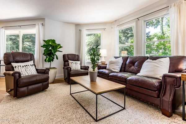 Abode at Loose Moose, private hot tub, walk to town lift, Old Town
