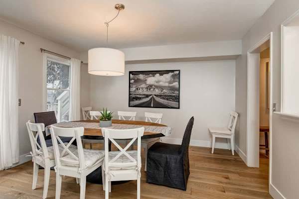 Abode at Loose Moose, private hot tub, walk to town lift, Old Town