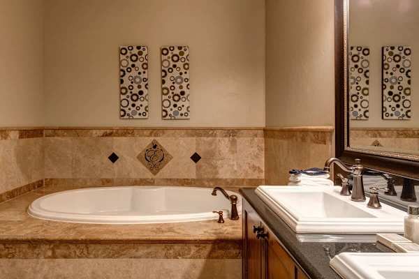 Abode at Alpine Penthouse, ski-in/ski-out, sauna, pool & gym