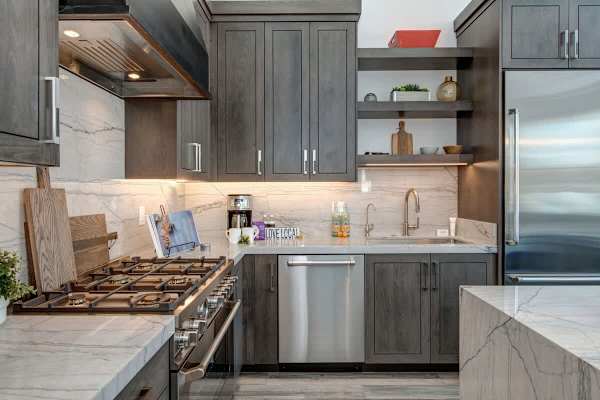 Abode at King's Crown, ski-in/ski-out, private hot tub, on private trail