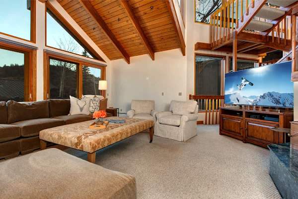 Abode at the Peak, ski shuttle, hot tub, Deer Valley pinnacle