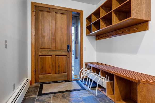 Abode at the Peak, ski shuttle, hot tub, Deer Valley pinnacle