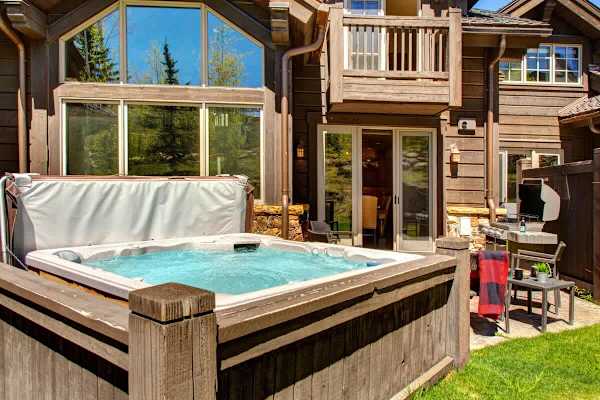 Abode at Lucky Star, ski-in/ski-out, private hot tub, Deer Valley