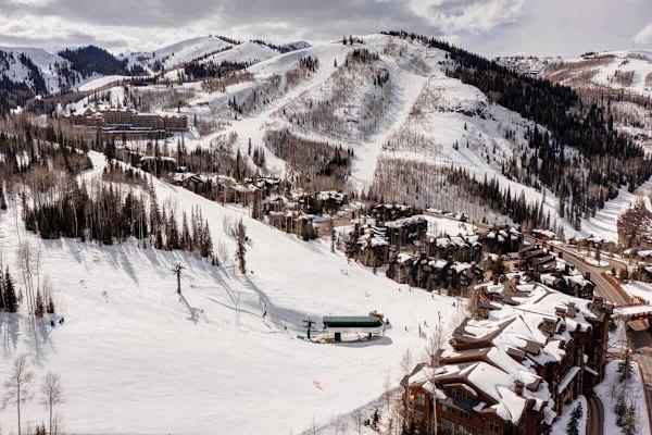 Abode at Lucky Star, ski-in/ski-out, private hot tub, Deer Valley