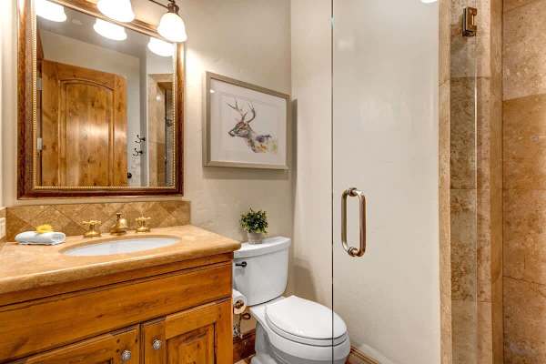 Abode at Lucky Star, ski-in/ski-out, private hot tub, Deer Valley