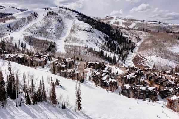 Abode at Lucky Star, ski-in/ski-out, private hot tub, Deer Valley