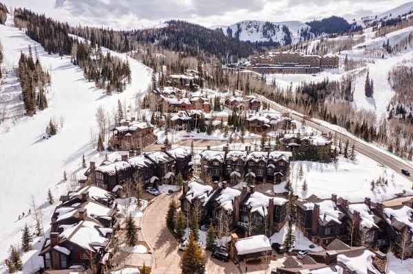 Abode at Lucky Star, ski-in/ski-out, private hot tub, Deer Valley
