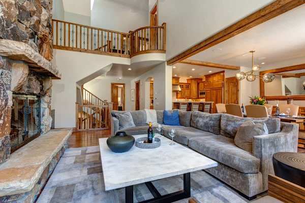 Abode at Lucky Star, ski-in/ski-out, private hot tub, Deer Valley
