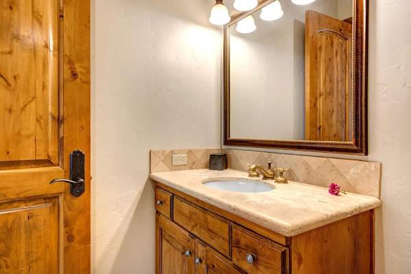 Abode at Lucky Star, ski-in/ski-out, private hot tub, Deer Valley