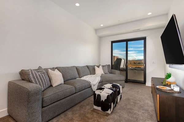 Abode at Viridian, hot tub, pool, ski & golf, Canyons Village