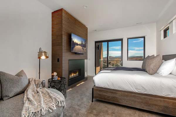 Abode at Viridian, hot tub, pool, ski & golf, Canyons Village