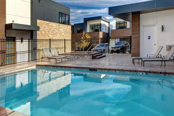 Abode at Viridian, hot tub, pool, ski & golf, Canyons Village