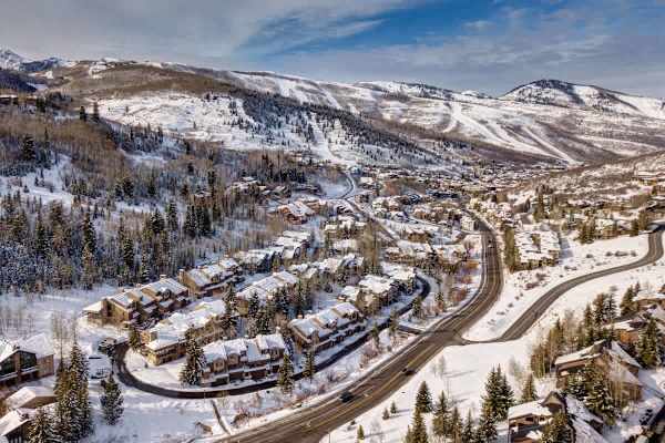 Abode at Moose Den, private hot tub, Deer Valley ski chalet, Old Town