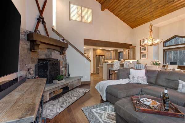 Abode at Moose Den, private hot tub, Deer Valley ski chalet, Old Town
