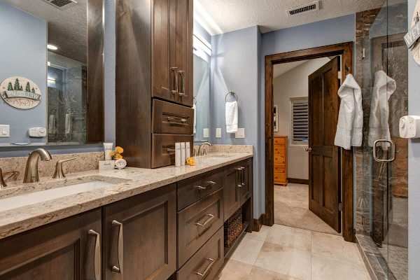 Abode at Moose Den, private hot tub, Deer Valley ski chalet, Old Town