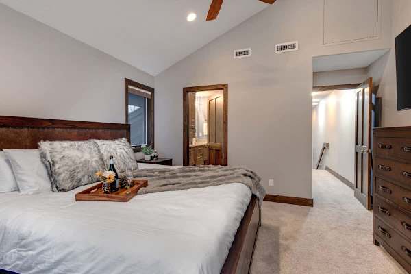 Abode at Moose Den, private hot tub, Deer Valley ski chalet, Old Town