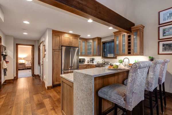 Abode at Moose Den, private hot tub, Deer Valley ski chalet, Old Town