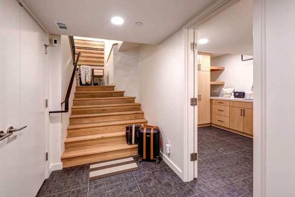 Abode at Aspen Hollow, ski-in/ski-out, hot tub, luxury remodel